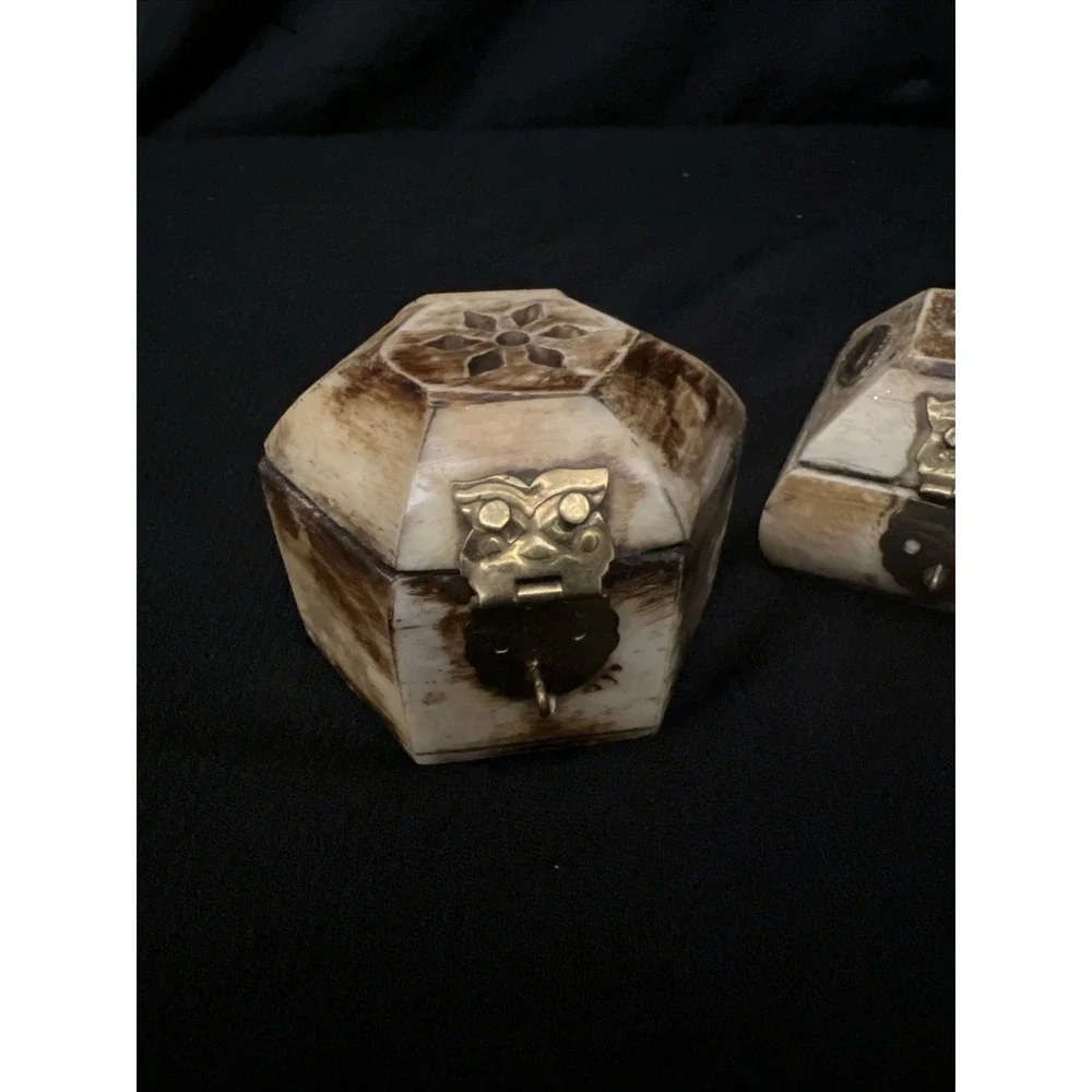 Vintage Small Inlaid Trinket Boxes Velvet Lined Wood Core Set Of 2